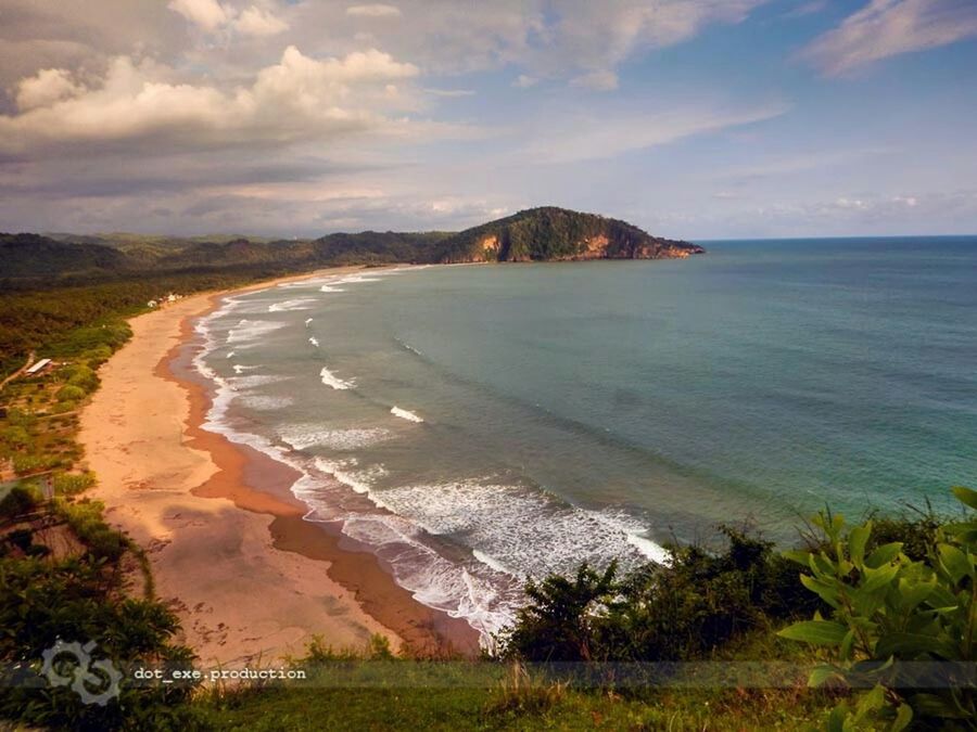 sea, water, beach, sky, scenics, horizon over water, tranquil scene, shore, beauty in nature, tranquility, coastline, nature, cloud - sky, cliff, rock formation, sand, idyllic, rock - object, high angle view, mountain