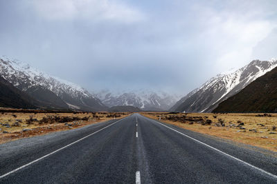 Scenic view along the mount cook road alongside with snow capped southern alps and majestic mt cook.