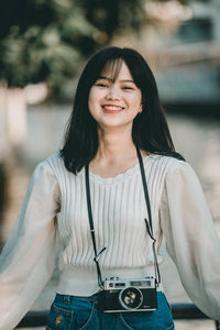 Portrait of a smiling young woman