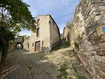 Pueblo medieval en francia 