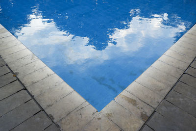 Sign of love in the pool.