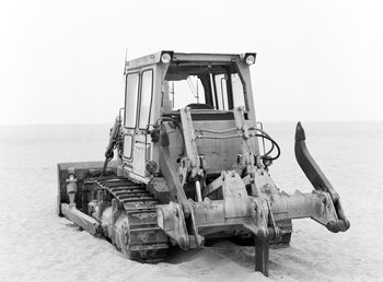 Construction machine - albufeira beach 