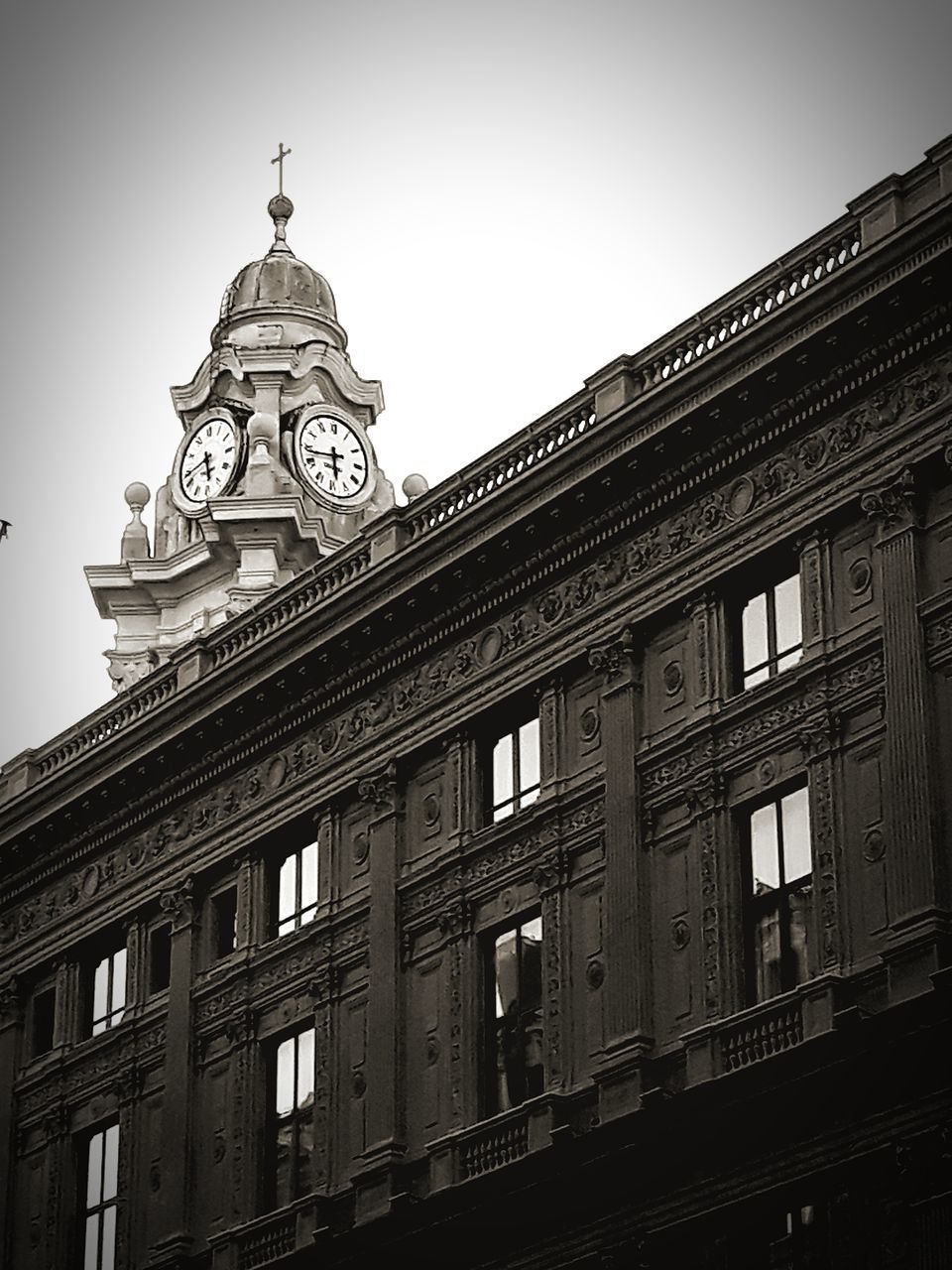 LOW ANGLE VIEW OF A BUILDING