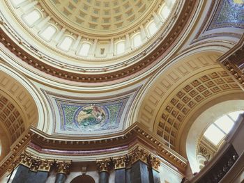 Low angle view of ceiling at wisconsin state capitol