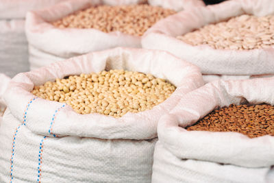 Close-up of bread on cutting board