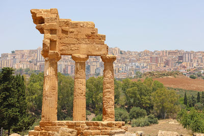 Old ruins against sky