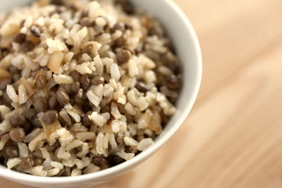 Close-up of rice in bowl on table