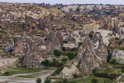 Volcanic cave city in goreme national park. capapdocia, turkey.