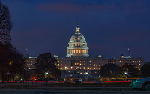 Full frame view of the us capitol building after sunset