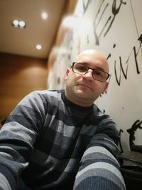 Portrait of young man wearing eyeglasses