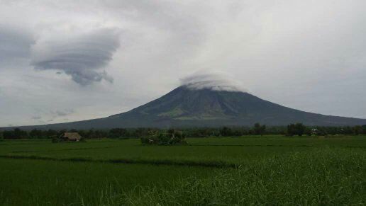 Cloud twirl