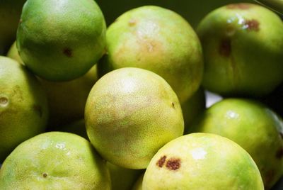 Full frame shot of apples