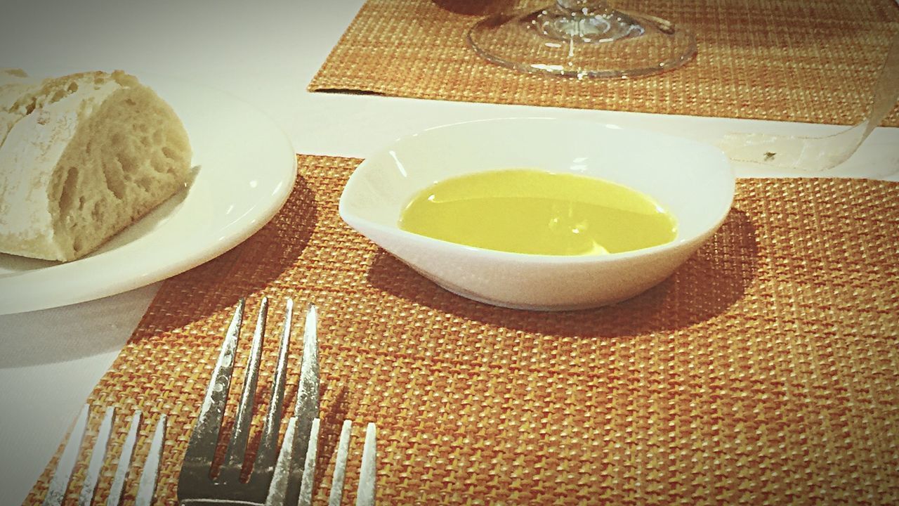 CLOSE-UP OF PASTA IN PLATE