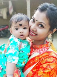 Portrait of cute girl smiling