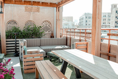 Outdoor seating area in cafe