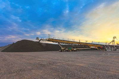 Portable conveyor belt machinery at a copper mine in chile