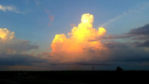 Scenic view of dramatic sky over sea