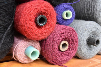 Various colors and textures of wool
