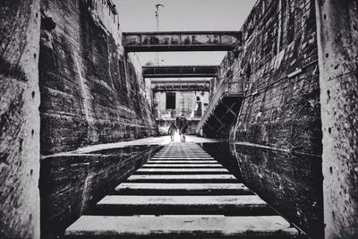 Footbridge leading to tunnel