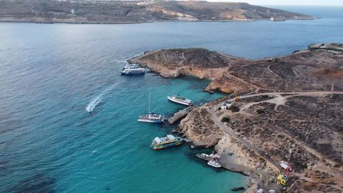 Blue lagoon, comino, malta 