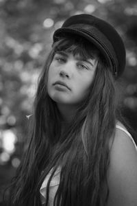 Close-up portrait of young woman