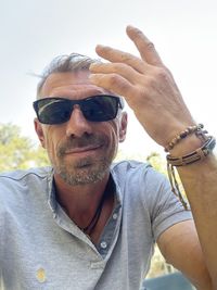 Portrait of man wearing sunglasses