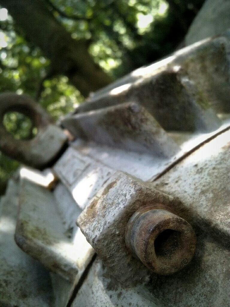 metal, metallic, close-up, focus on foreground, rusty, old, high angle view, day, no people, abandoned, selective focus, deterioration, railing, outdoors, sunlight, weathered, damaged, run-down, obsolete, still life