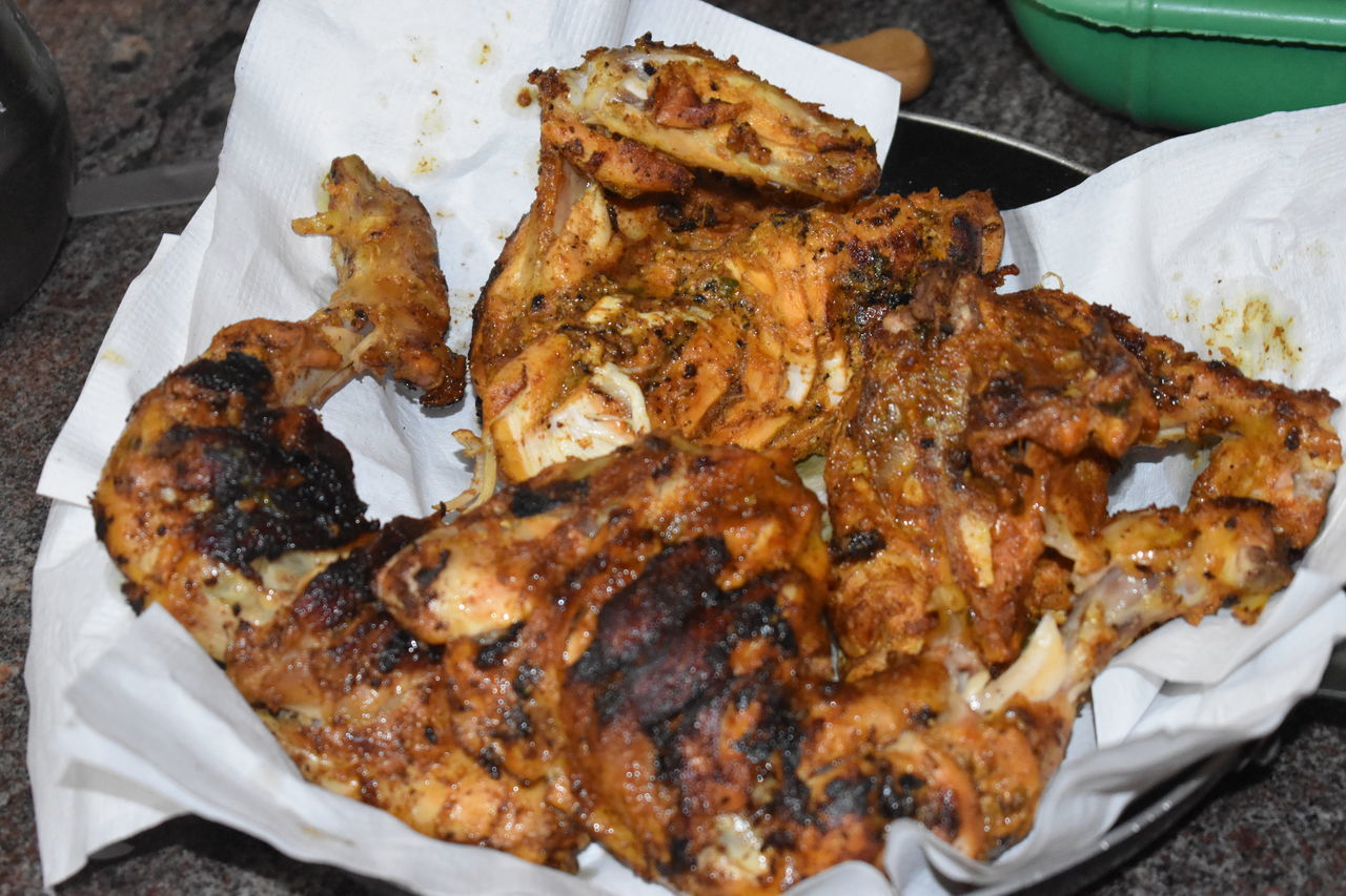 HIGH ANGLE VIEW OF FISH SERVED IN PLATE