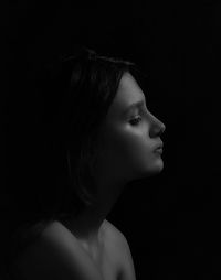 Close-up portrait of young woman