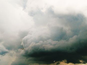 Low angle view of cloudy sky