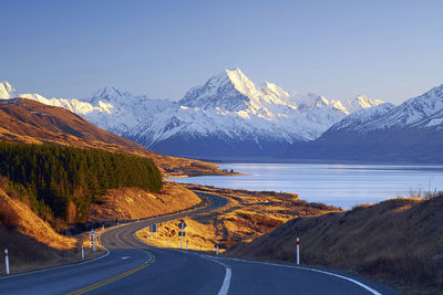 Scenic view of snowcapped mount cook against clear sky
