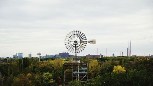 Ferris wheel against sky