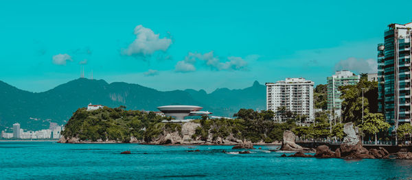 The museum of contemporary art is a project by the brazilian architect oscar niemeyer