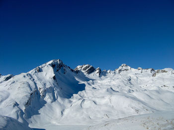 Mountains that form the border between france and italy