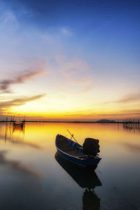 Beautiful sunrise from the lake pakpra, phatthalung province, south of thailand.