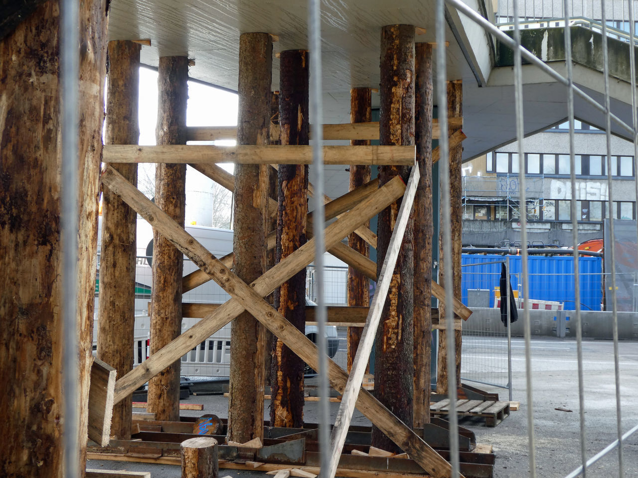 CLOSE-UP OF SCAFFOLDING