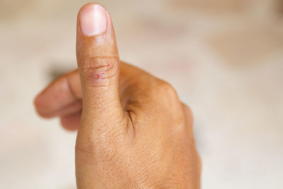 Close-up of human hand