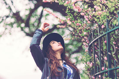 Young woman wearing hat