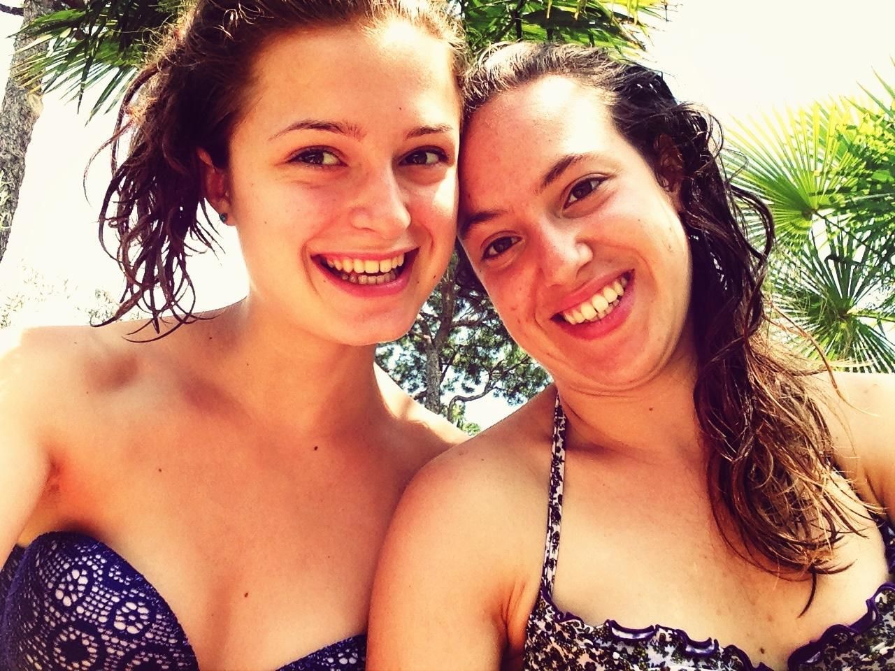 lifestyles, young women, leisure activity, person, togetherness, young adult, looking at camera, bonding, portrait, front view, smiling, happiness, love, friendship, enjoyment, toothy smile