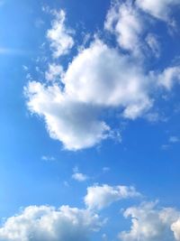Low angle view of cloudy sky