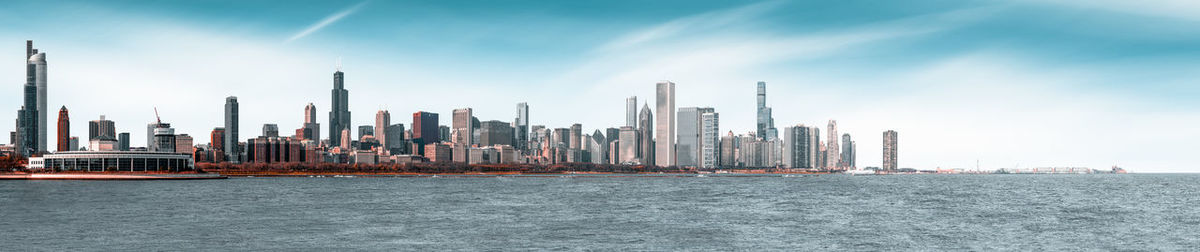 Panoramic views of chicago skyline