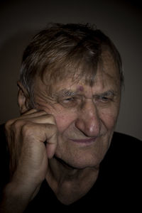 Close-up of human hand