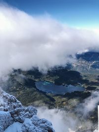 View onto the lake from above the mountain 