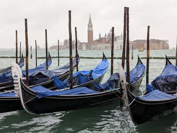 Boats in grand canal