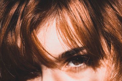 Close-up portrait of young woman