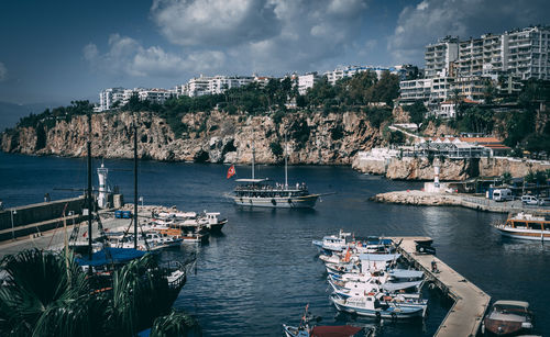 Antalya, turkey 6th october 2019 city harbour with yacht traffic. .
