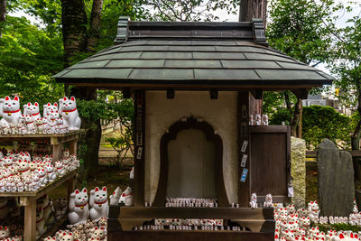 Entrance of temple and building