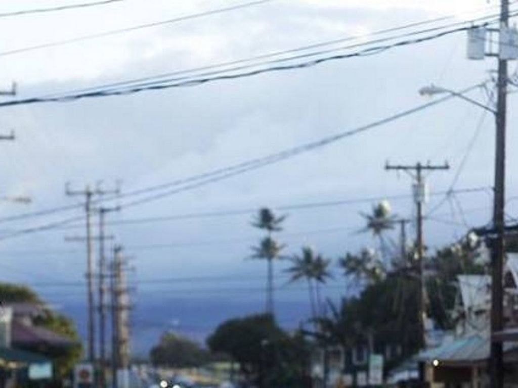 power line, electricity pylon, cable, electricity, power supply, sky, connection, building exterior, power cable, low angle view, built structure, cloud - sky, technology, cloud, architecture, fuel and power generation, transportation, outdoors, city, no people