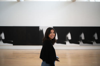 Portrait of a smiling young woman