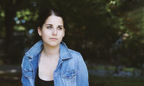 Portrait of a beautiful young woman